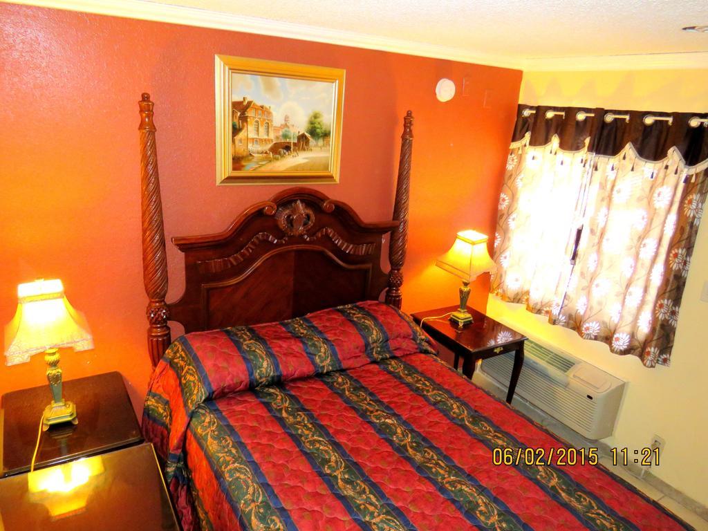 Central Inn Motel Los Angeles Room photo